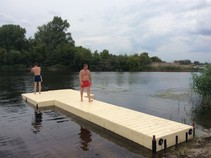 Floating docks in packages