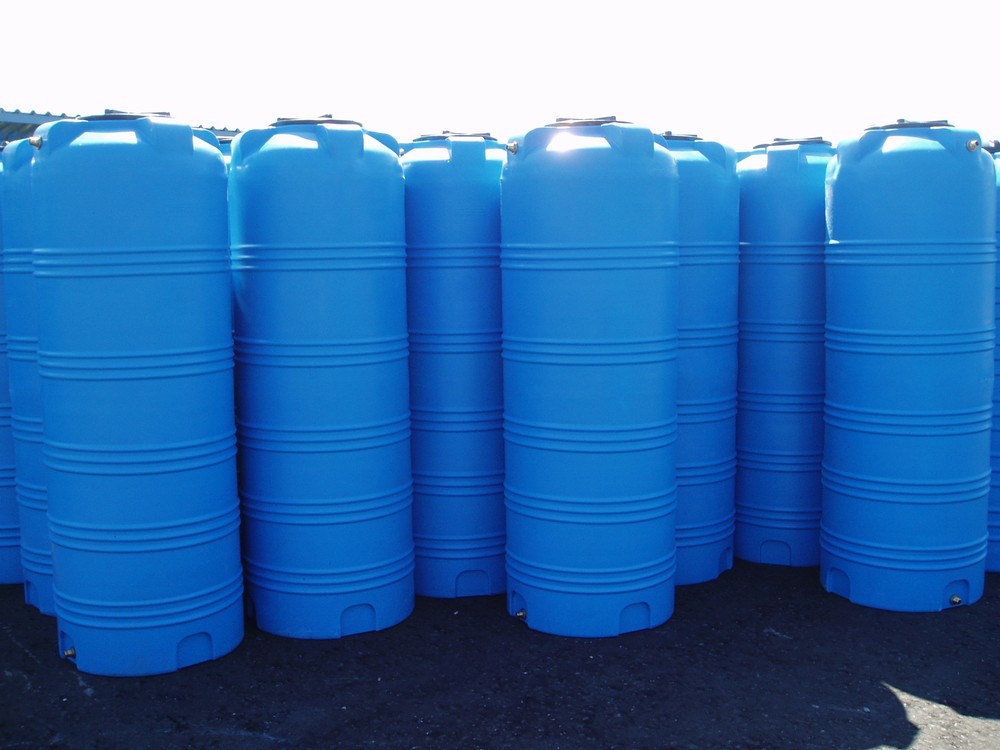 Вертикальный резервуар для воды. Пластиковая емкость для воды 750 л.с. Бак 750 литров. Емкость цилиндрическая вертикальная 500 л (40-271 KSC), ,. Емкость для воды 750 литров Revit.